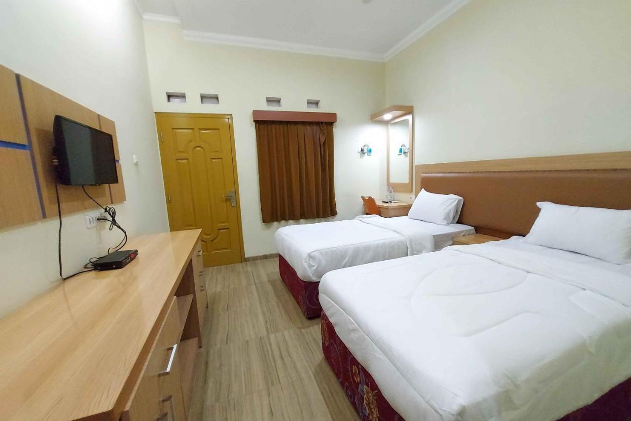 Homestay Fifa Syariah Pati Near Rsud Raa Soewondo Exterior foto