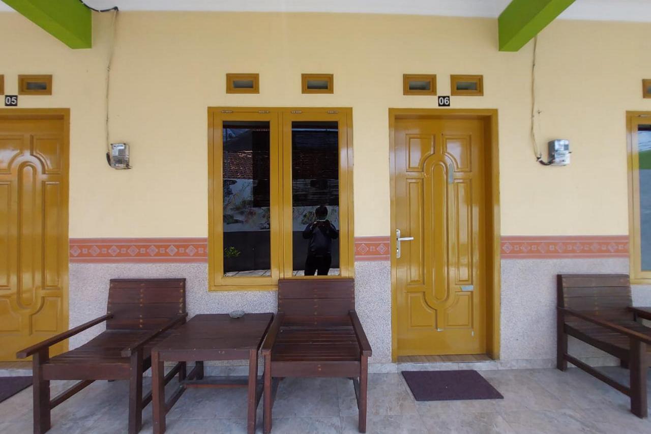 Homestay Fifa Syariah Pati Near Rsud Raa Soewondo Exterior foto